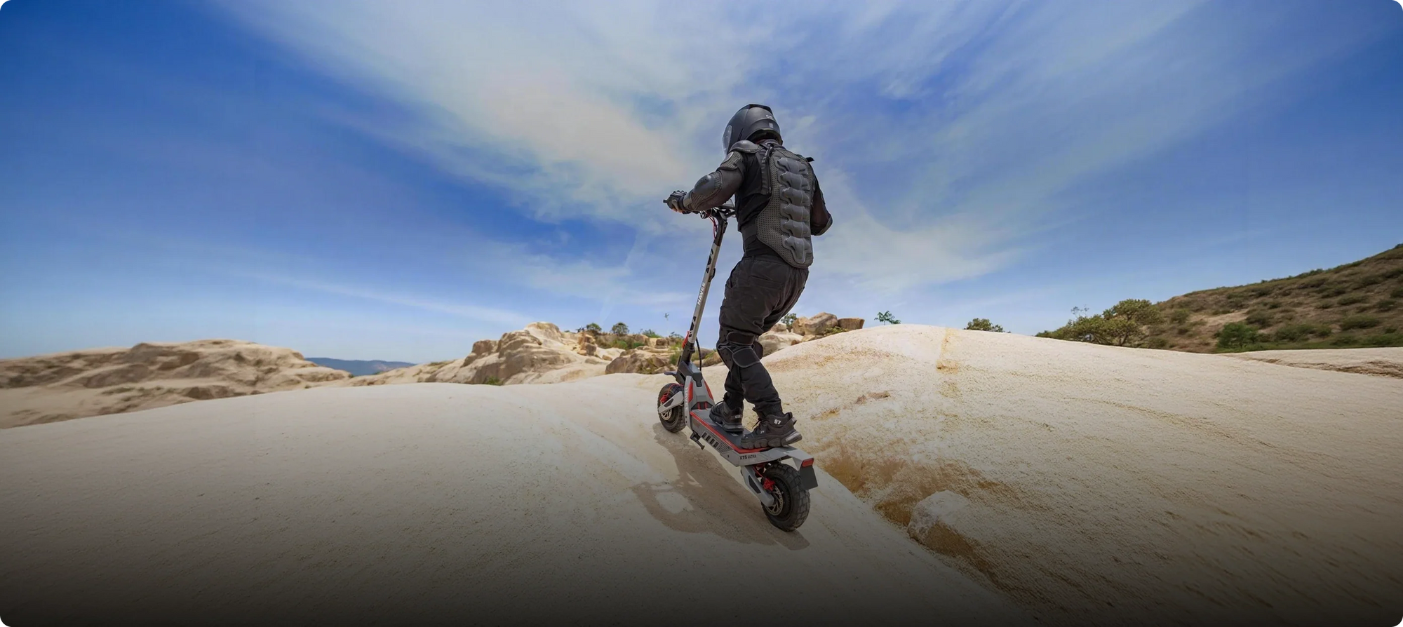 All terrain-banden en viervoudige vering